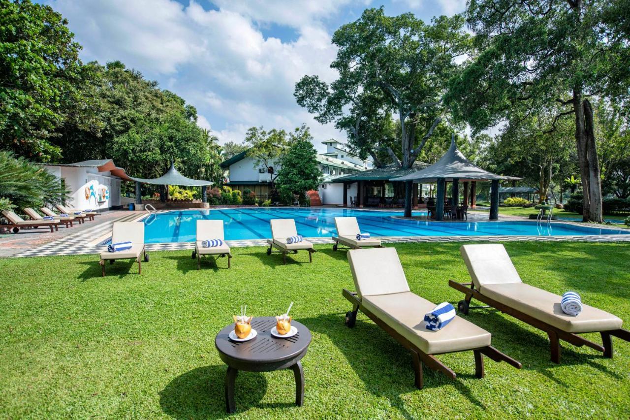 Hotel Sudu Araliya Polonnaruwa Exterior foto