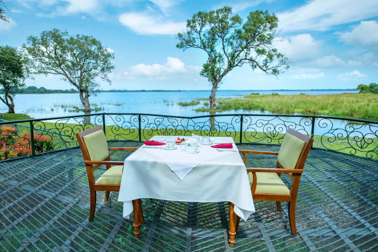 Hotel Sudu Araliya Polonnaruwa Exterior foto